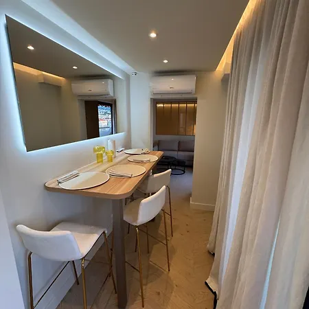 Apartment Terrasse 20m2 T2 Etoile - Hyper Centre Carre D'or